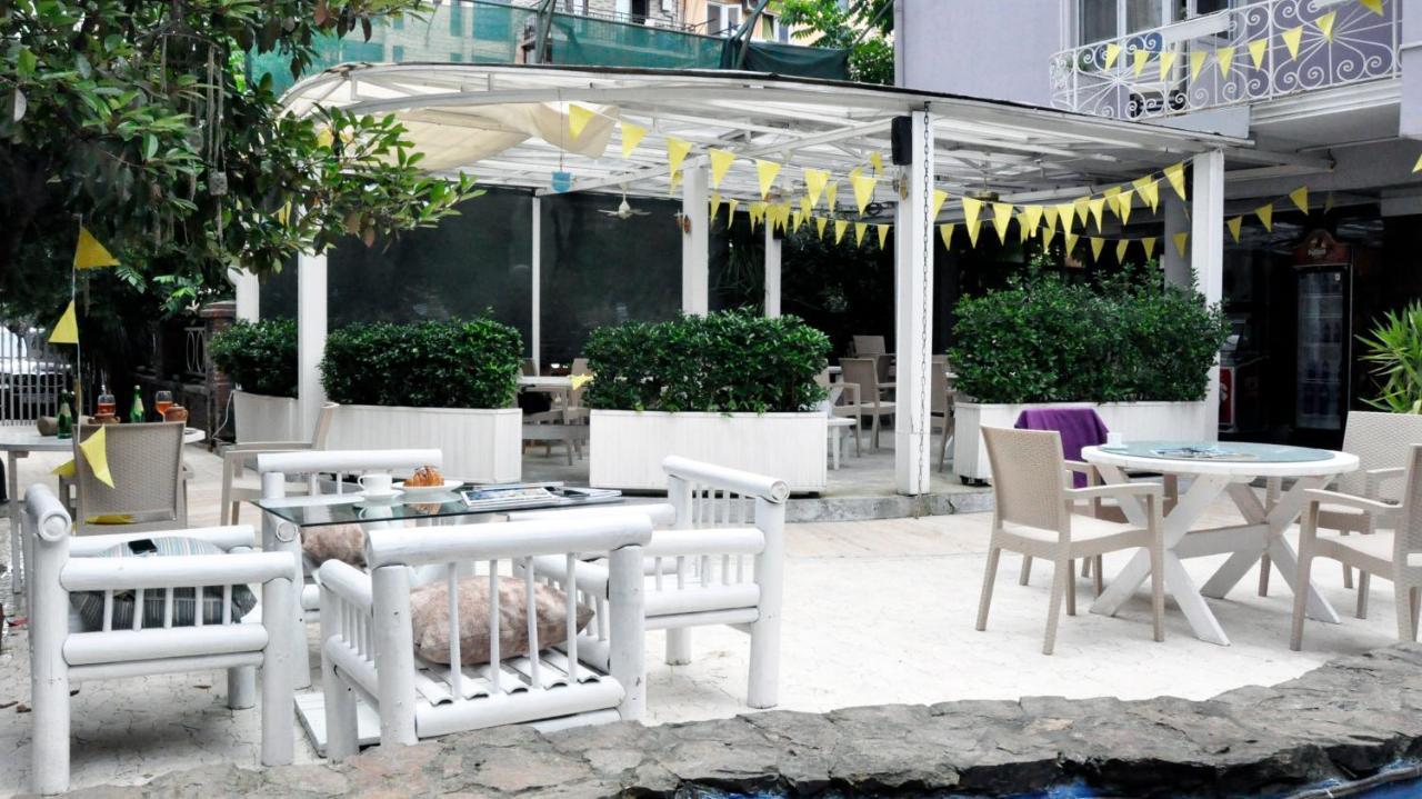 Adjara Boutique Hotel Batoemi Buitenkant foto