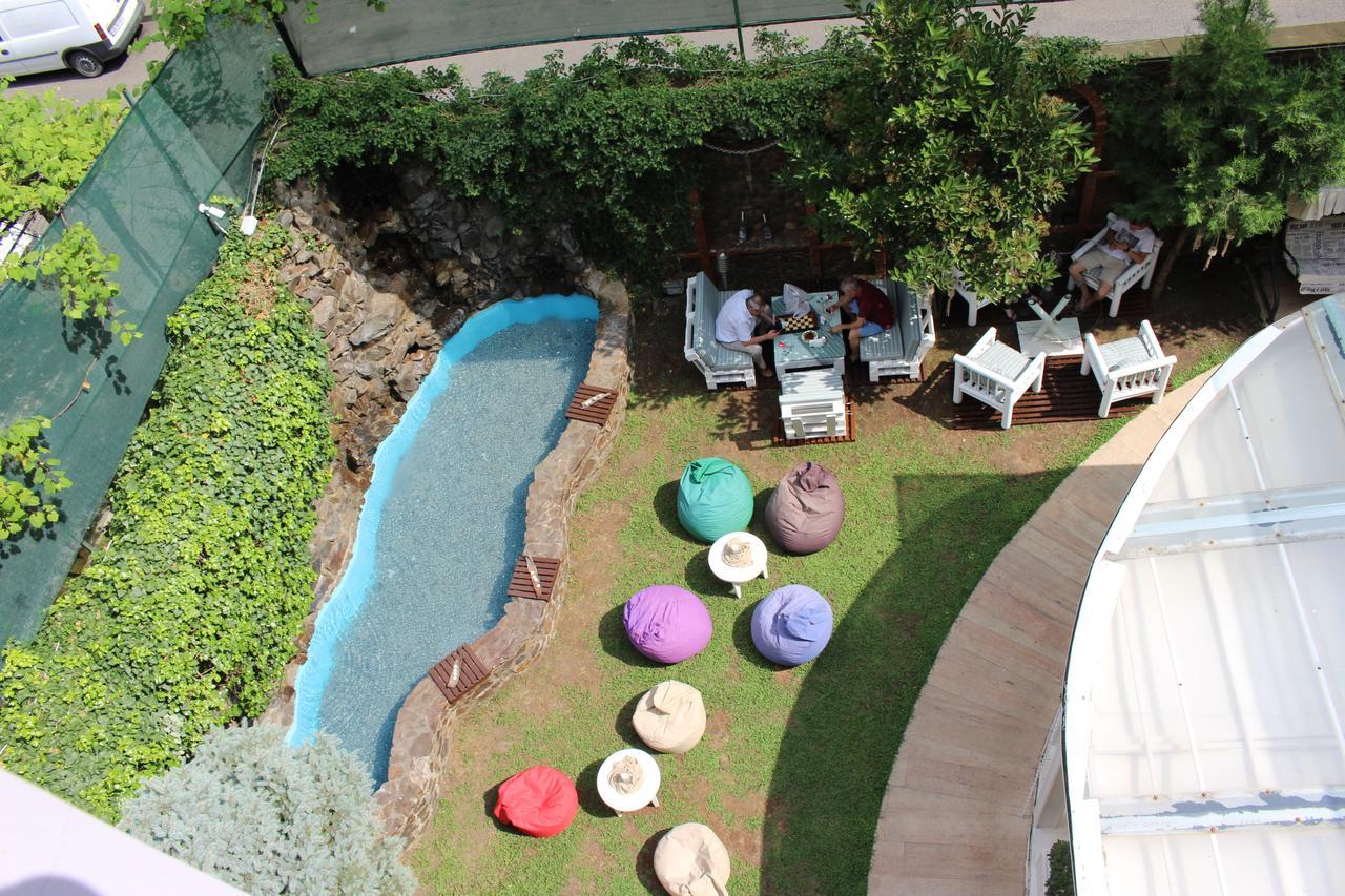 Adjara Boutique Hotel Batoemi Buitenkant foto