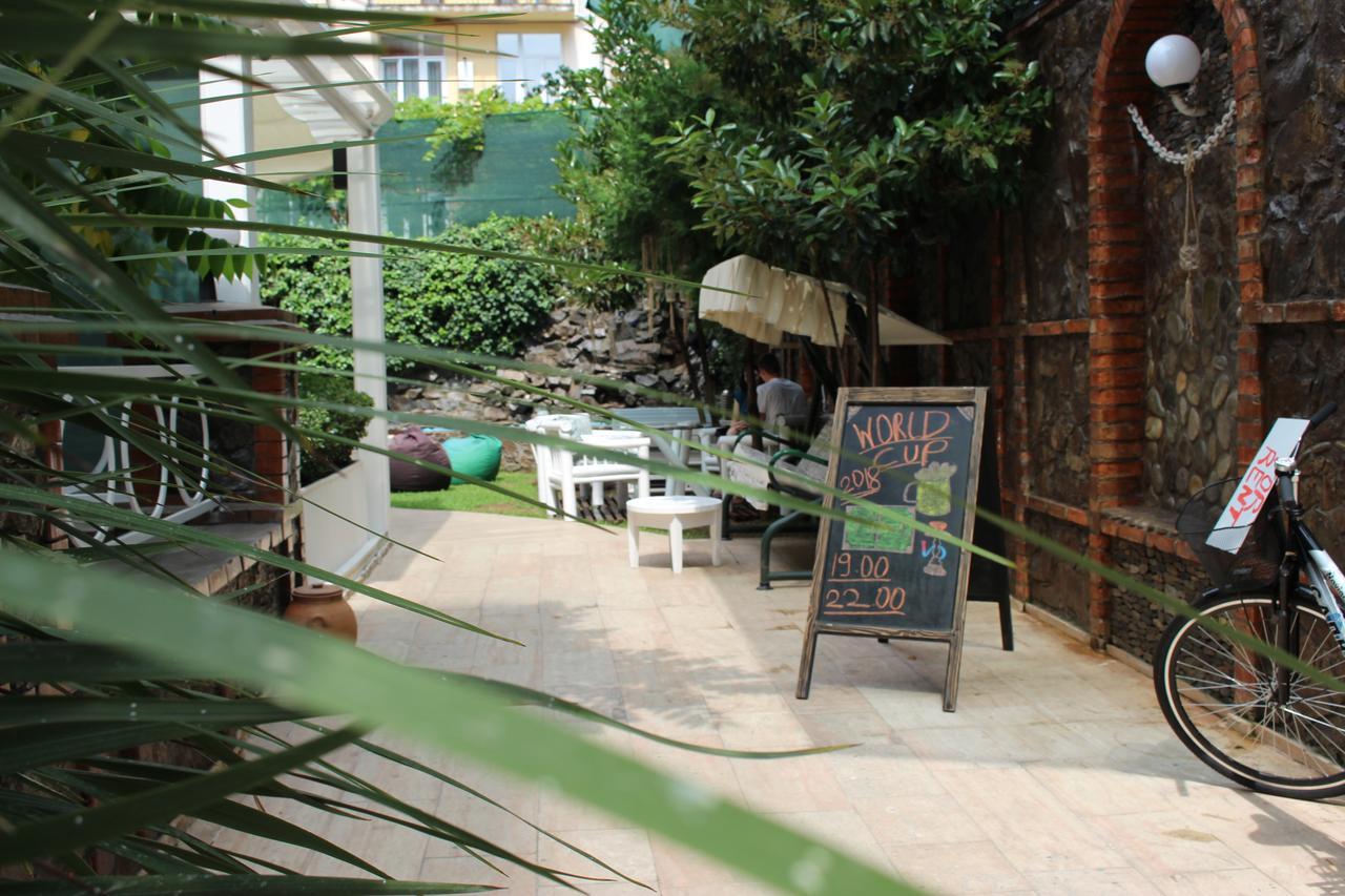 Adjara Boutique Hotel Batoemi Buitenkant foto