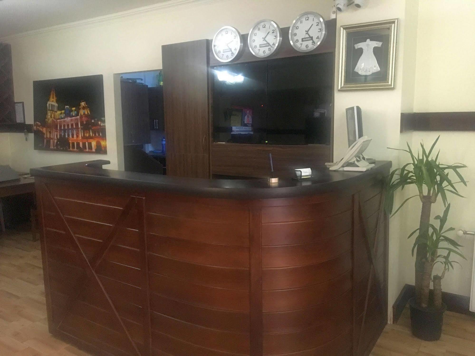 Adjara Boutique Hotel Batoemi Buitenkant foto