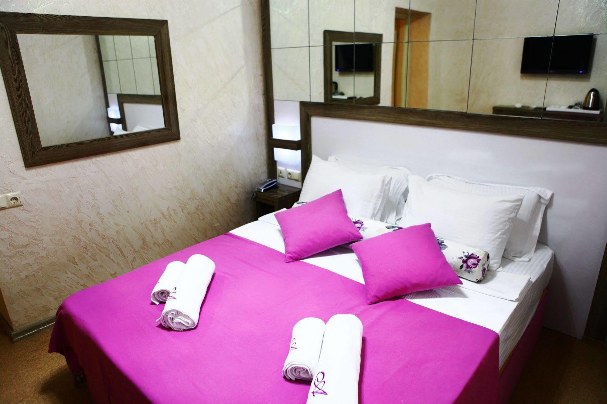Adjara Boutique Hotel Batoemi Buitenkant foto